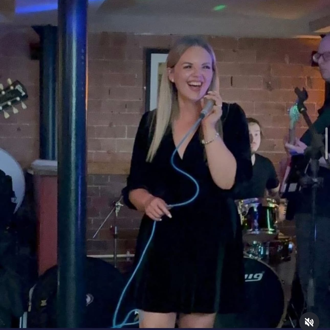 Emi Hall singing at a wedding in West Yorkshire